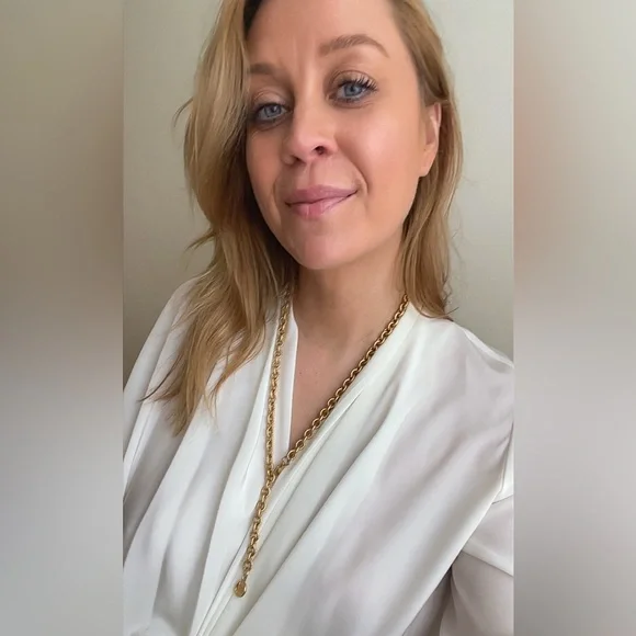 Vintage Givenchy Gold Lariat Adjustable Gold Chain Necklace - Picture 5 of 12